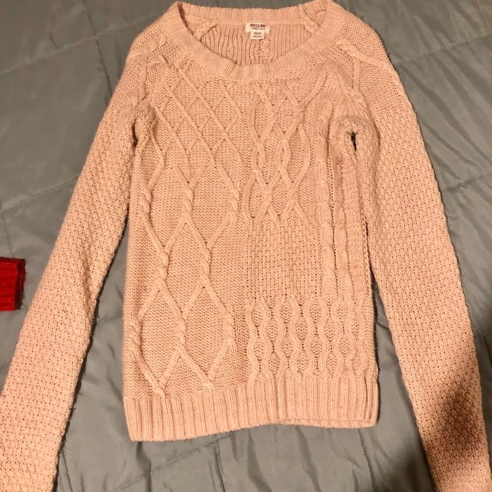 Target sweaters! 🎯 - Picture 5 of 8